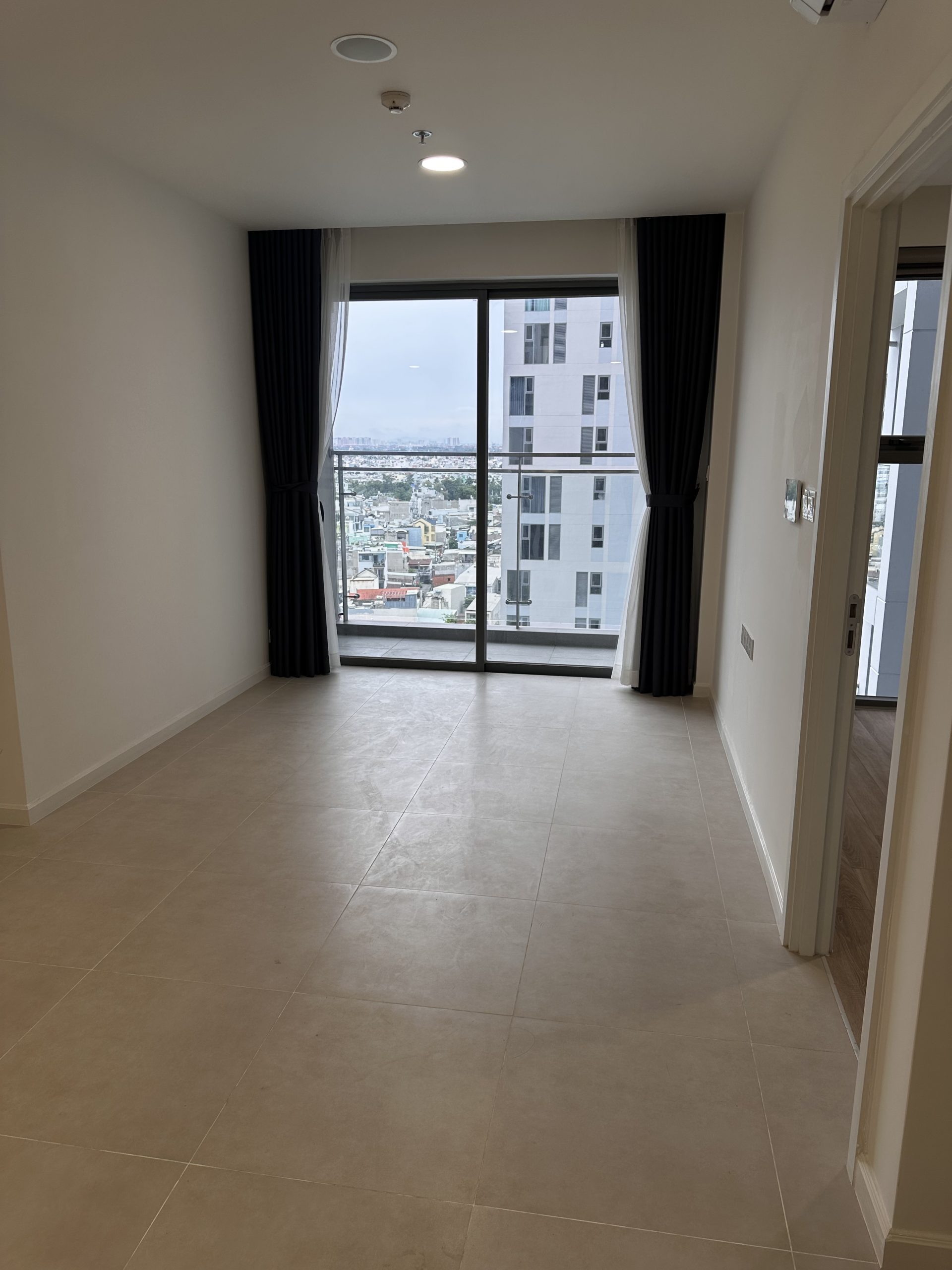 CHO THUÊ CĂN 1PN 51m1 NTCB URBAN GREEN