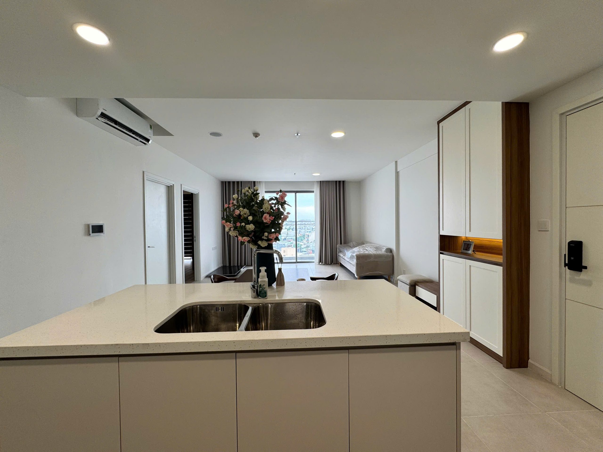 CHO THUÊ CĂN 3PN FULL NT 102m2 URBAN GREEN