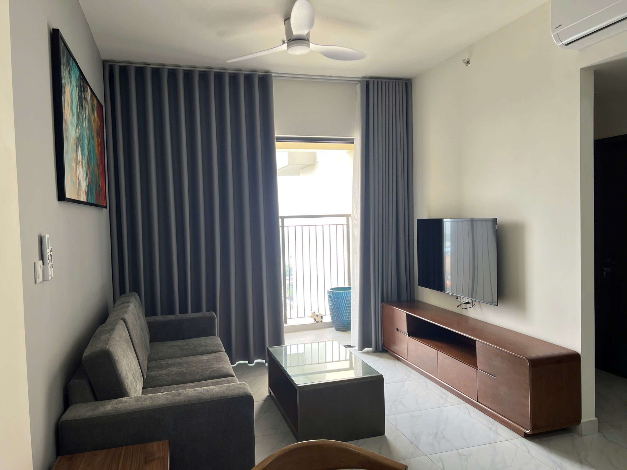 CHO THUÊ CĂN 2PN 80m2 FULL NT GĐ 3 THÁP D3 – TẦNG TRUNG VIEW THOÁNG
