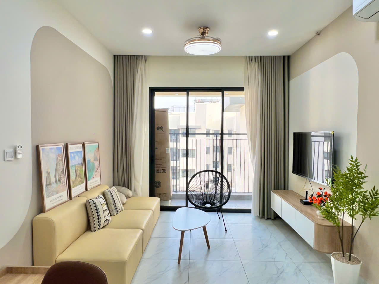 CHO THUÊ CĂN 2PN 79m2 FULL NT GĐ 3 THÁP C1 – TẦNG CAO VIEW THOÁNG